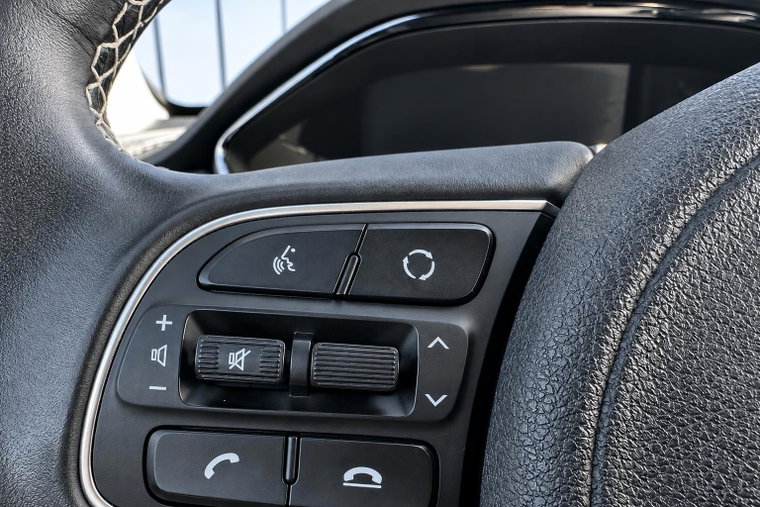 Vehicle Image 14