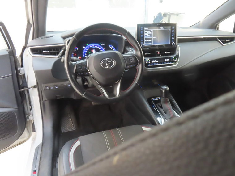 Vehicle Image 12