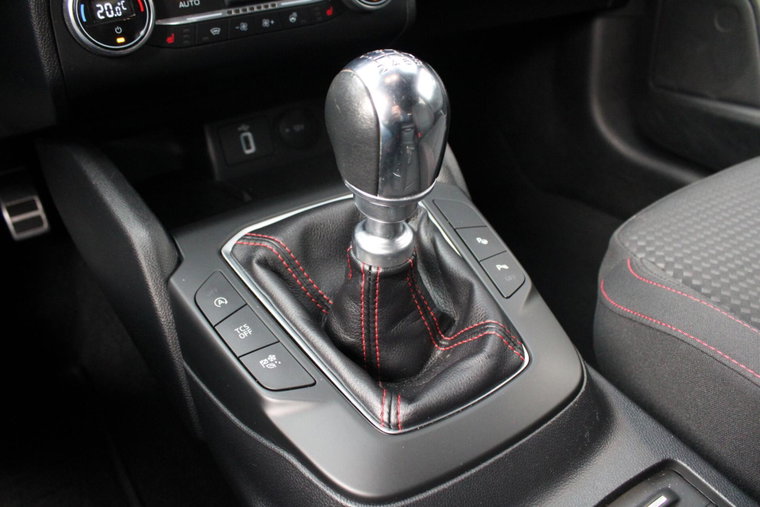 Vehicle Image 23