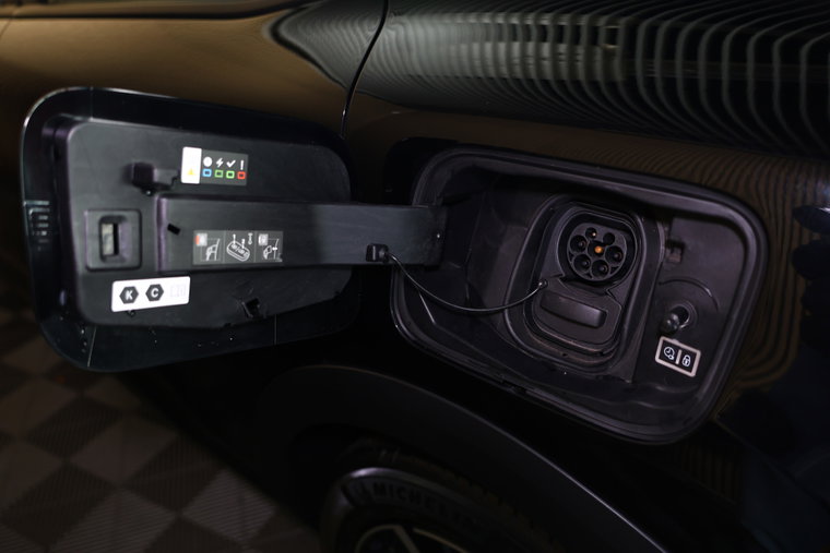 Vehicle Image 35