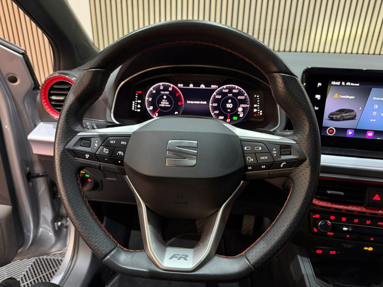 Vehicle Image 24