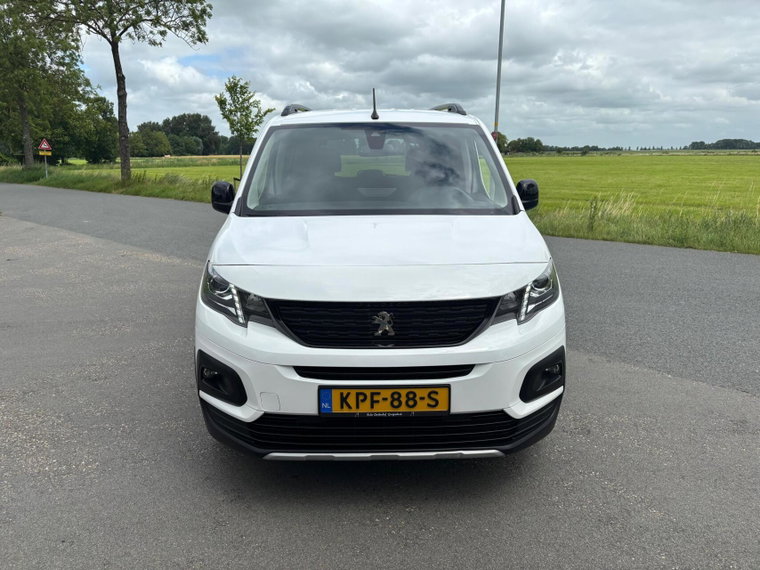Vehicle Image 33