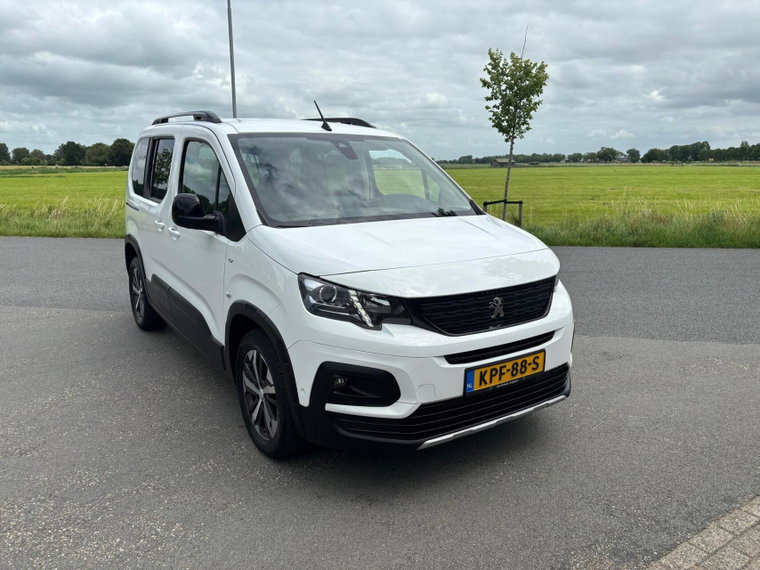 Vehicle Image 34