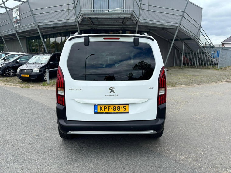 Vehicle Image 38