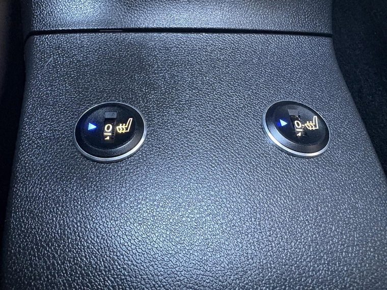 Vehicle Image 28