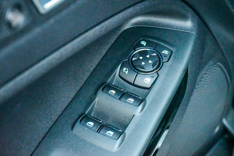 Vehicle Image 39