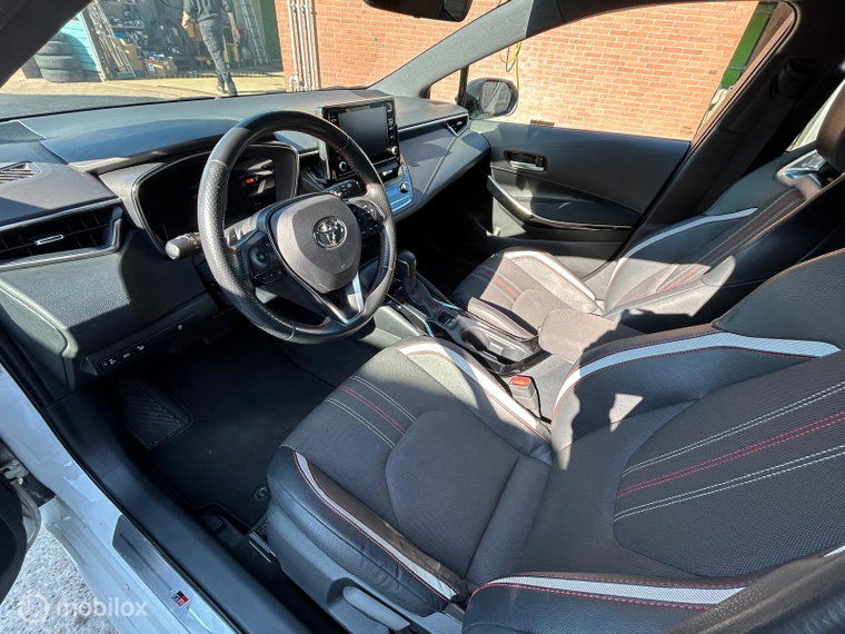 Vehicle Image 21