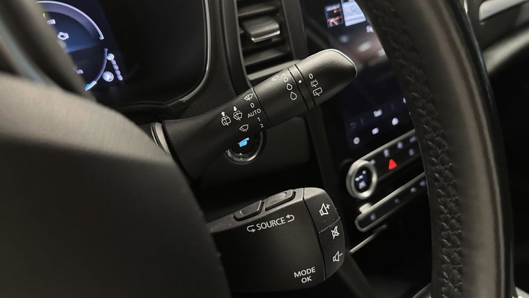 Vehicle Image 32
