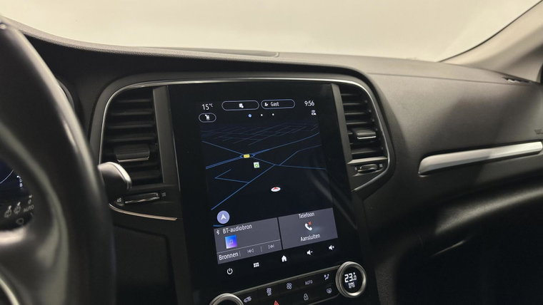 Vehicle Image 38
