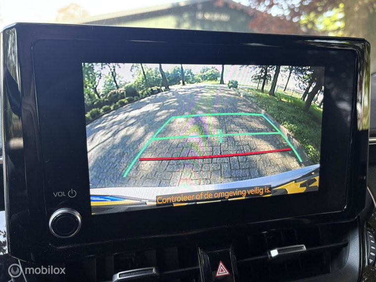 Vehicle Image 21
