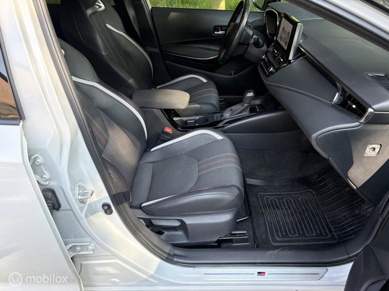Vehicle Image 11