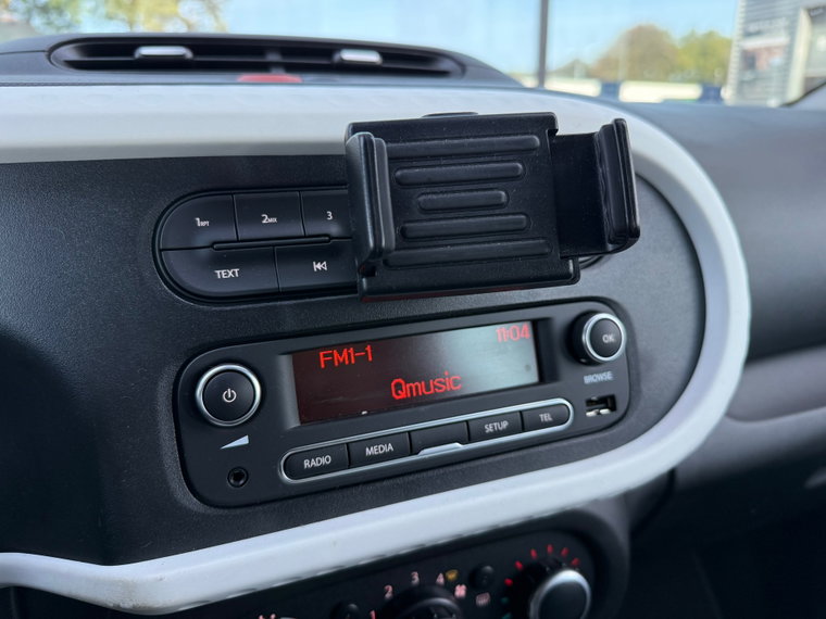 Vehicle Image 28