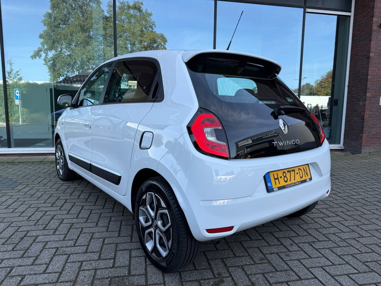 Vehicle Image 29