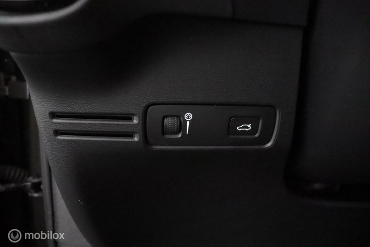 Vehicle Image 41