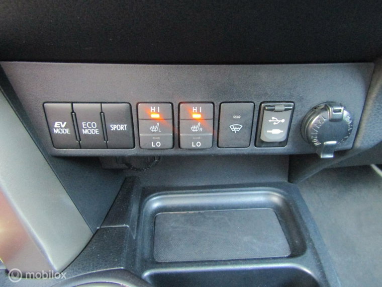 Vehicle Image 19