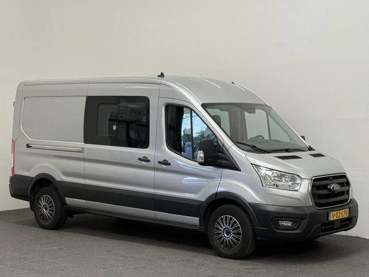 Vehicle Image 8
