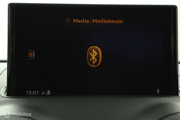 Vehicle Image 24