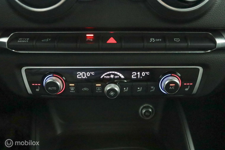 Vehicle Image 48