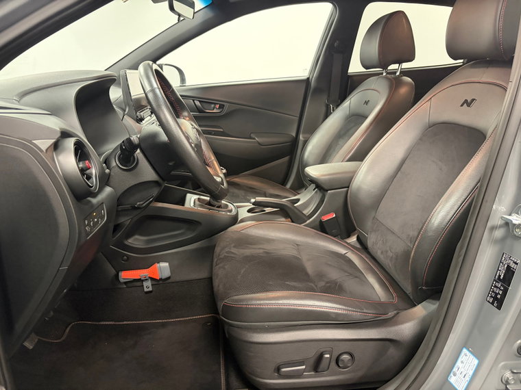 Vehicle Image 38
