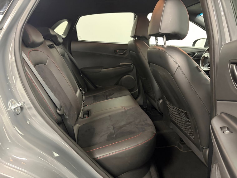 Vehicle Image 40