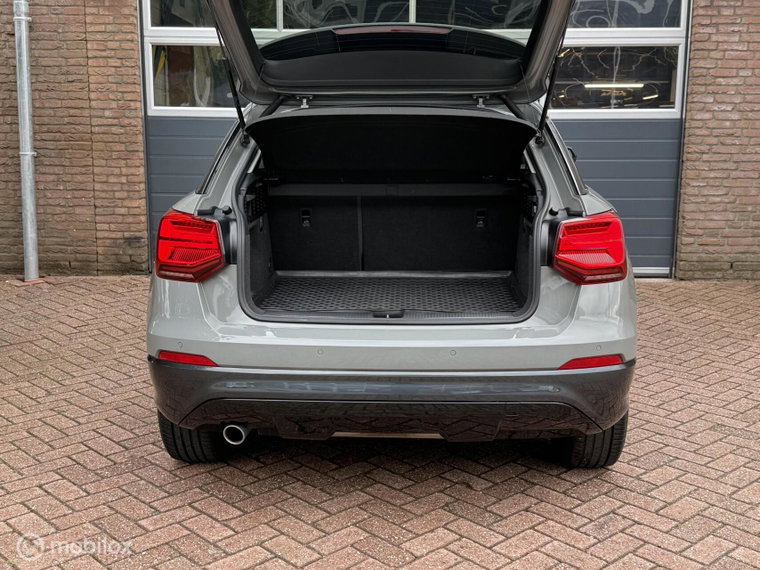 Vehicle Image 40