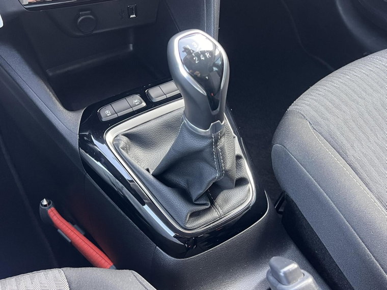 Vehicle Image 36