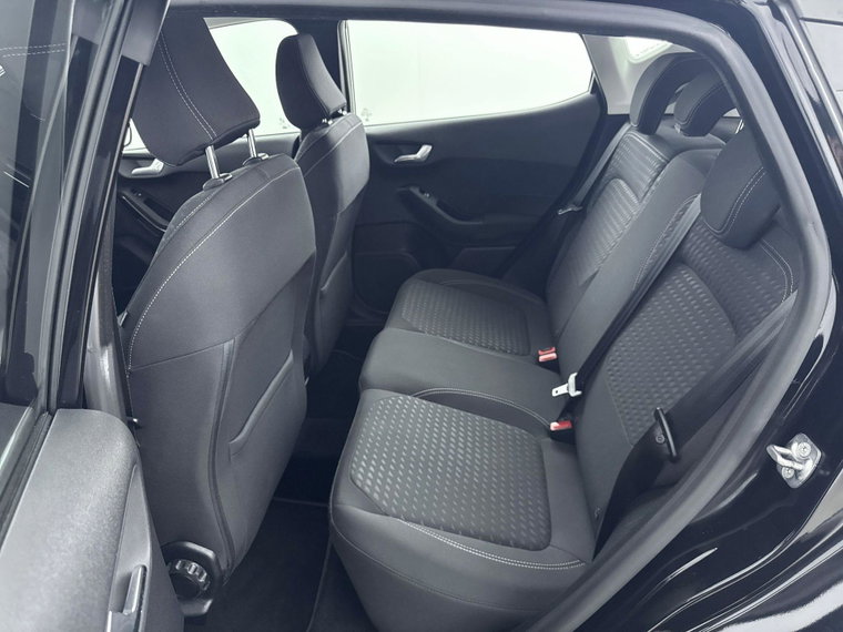 Vehicle Image 26