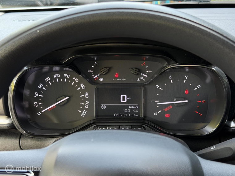 Vehicle Image 38