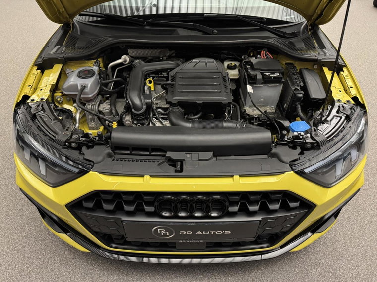 Vehicle Image 36