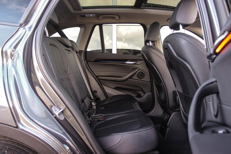 Vehicle Image 20
