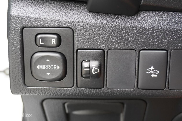 Vehicle Image 27