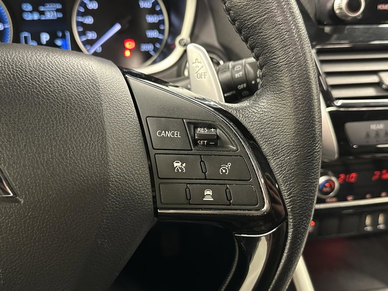 Vehicle Image 24