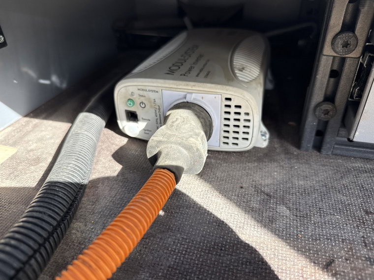 Vehicle Image 30