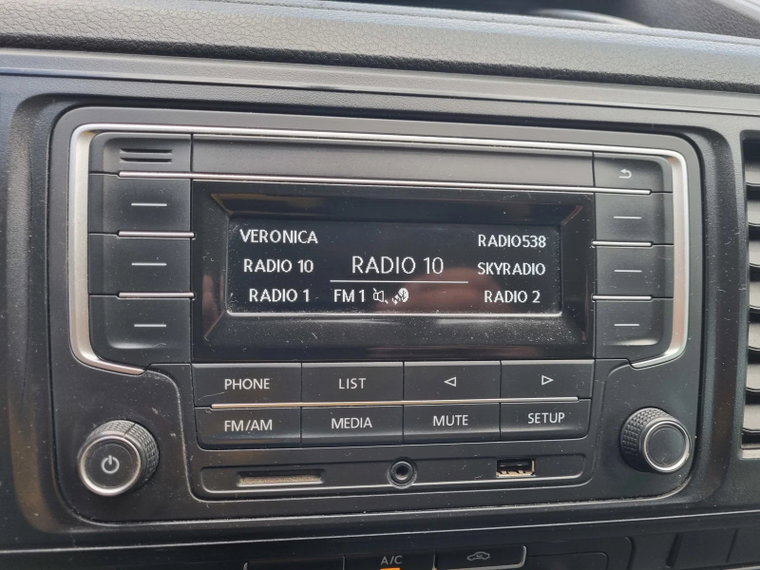 Vehicle Image 19