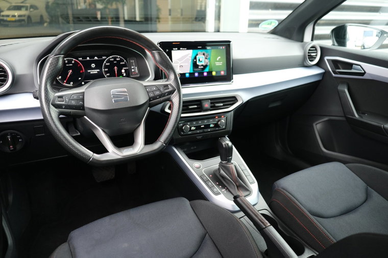 Vehicle Image 12