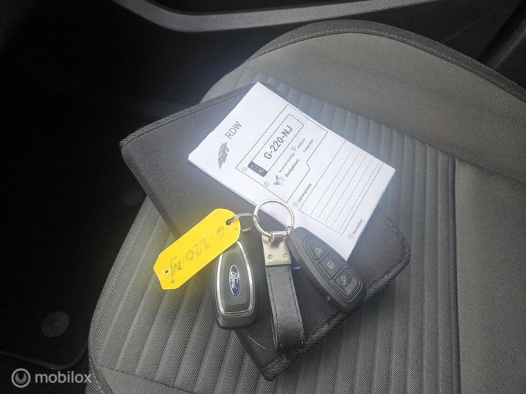 Vehicle Image 31