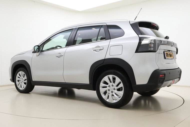 Vehicle Image 12
