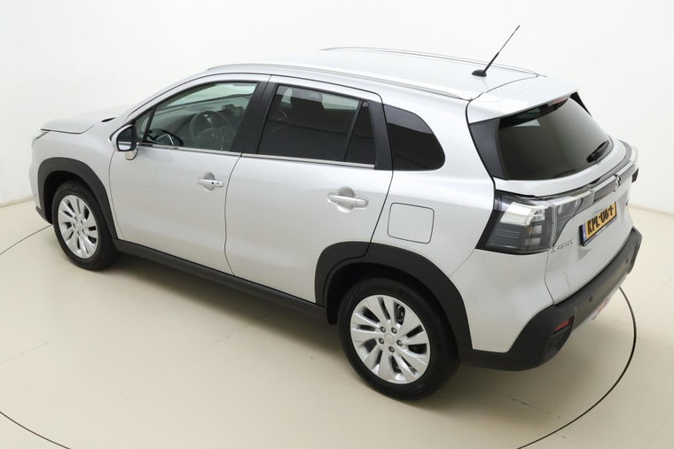 Vehicle Image 4