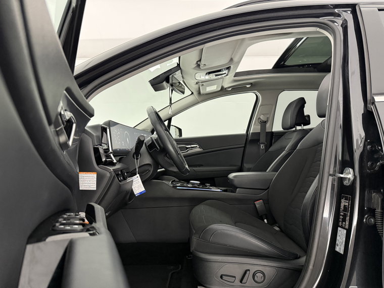Vehicle Image 35
