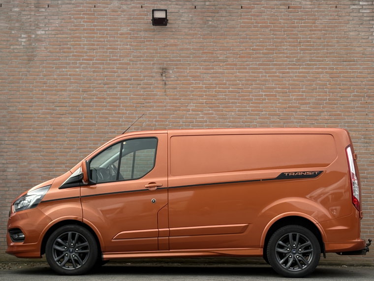 Vehicle Image 11