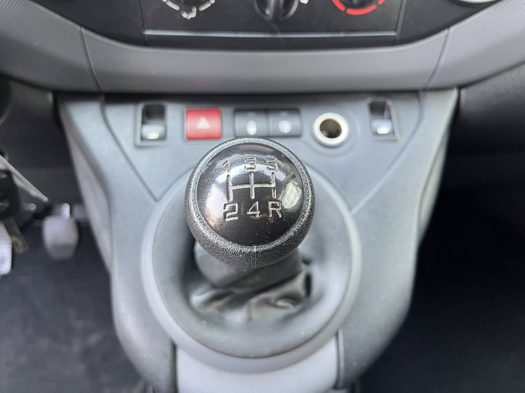Vehicle Image 39