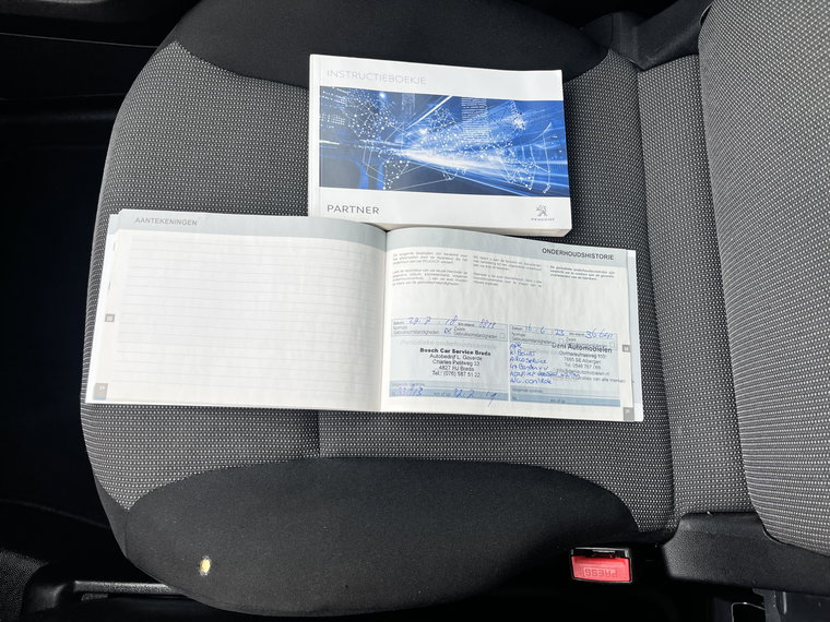 Vehicle Image 41