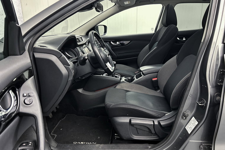 Vehicle Image 28