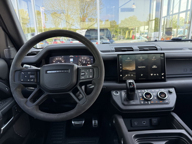 Vehicle Image 29