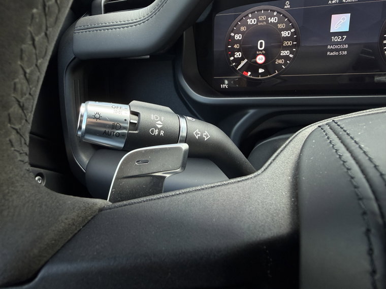Vehicle Image 33
