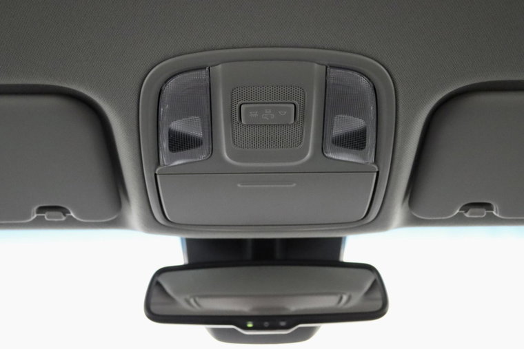 Vehicle Image 23