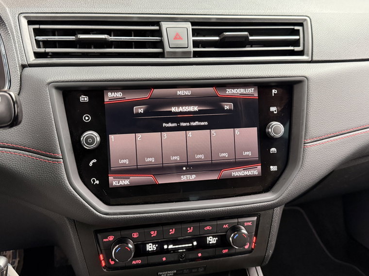 Vehicle Image 27