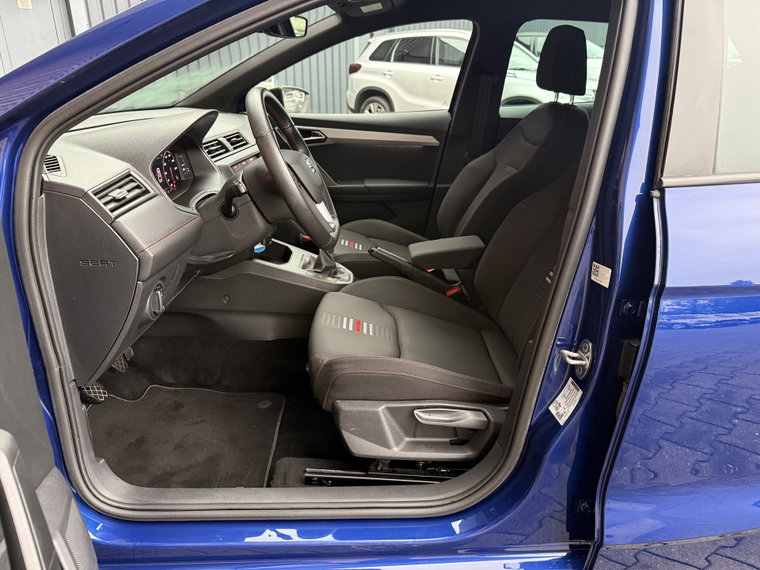 Vehicle Image 35