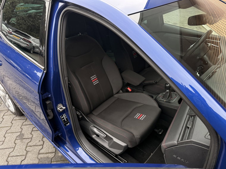 Vehicle Image 39