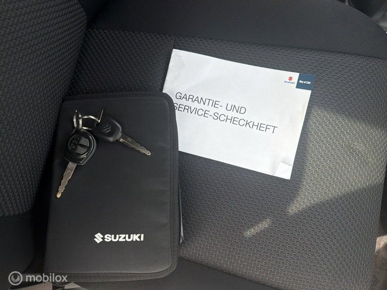Vehicle Image 17